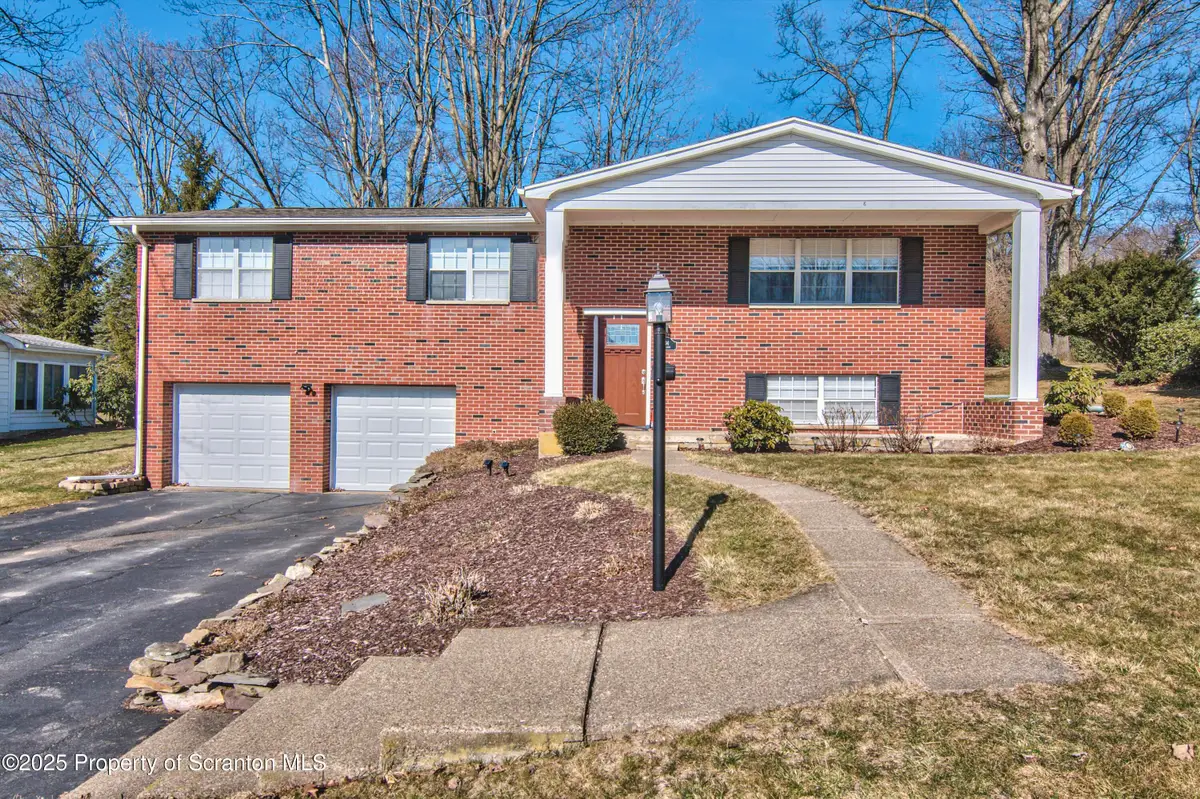 604 Oak Lane, Clarks Summit, PA 18411 - Image #1