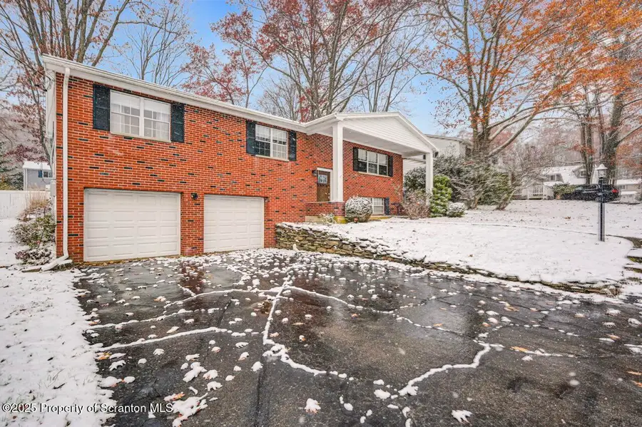 604 Oak Lane, Clarks Summit, PA 18411 - Image #2