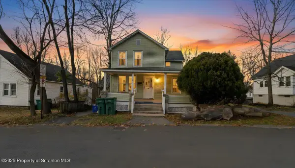 Address Withheld By Seller, East Stroudsburg, PA 18301