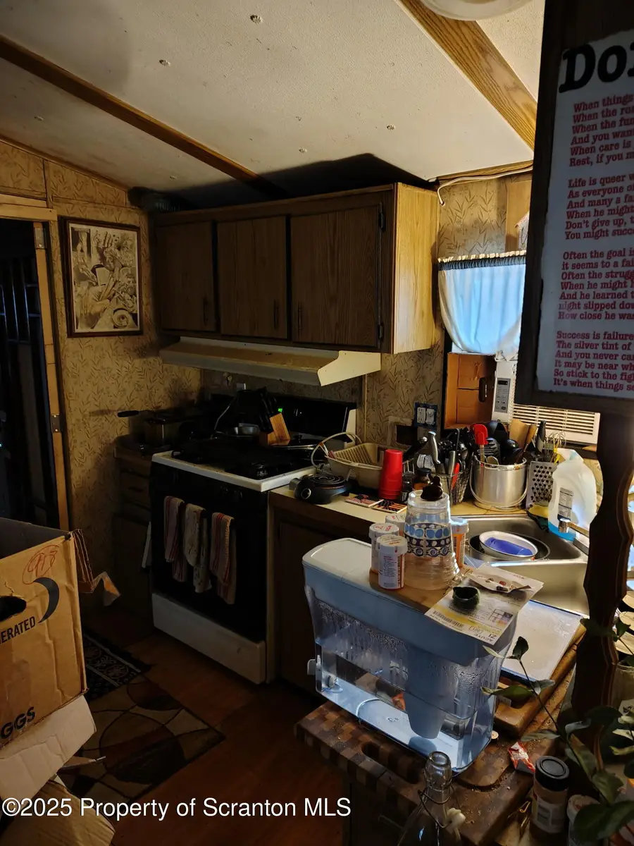 144 Old Loggers Road, Factoryville, PA 18419 - Image #3