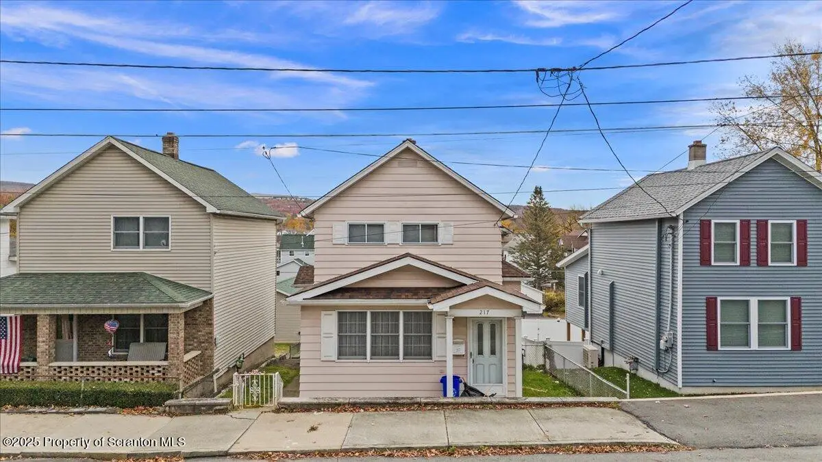 217 Hickory Street, Peckville, PA 18452 - Image #1