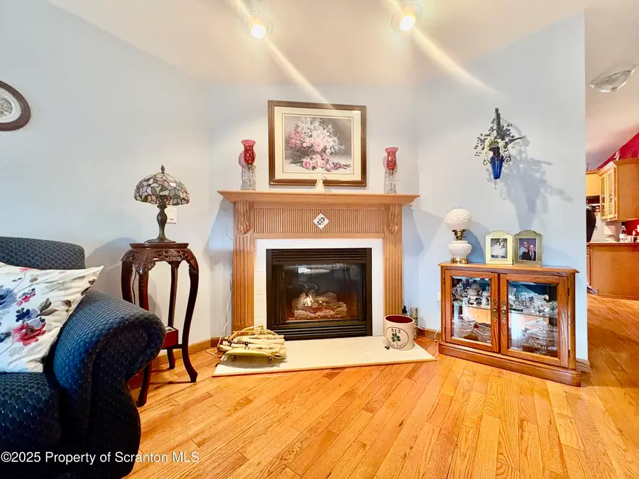 813 Poplar Street, Clarks Summit, PA 18411 - Image #3
