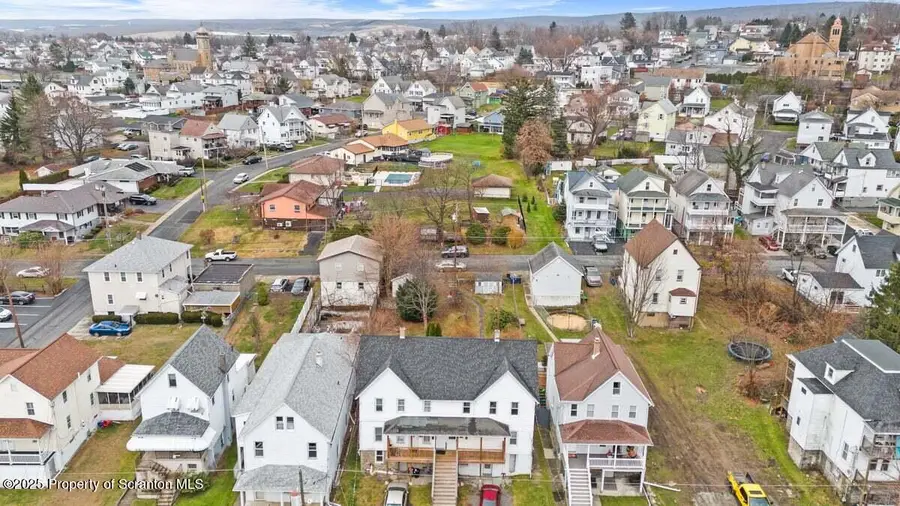 212 E Elm Street, Dunmore, PA 18512 - Image #3