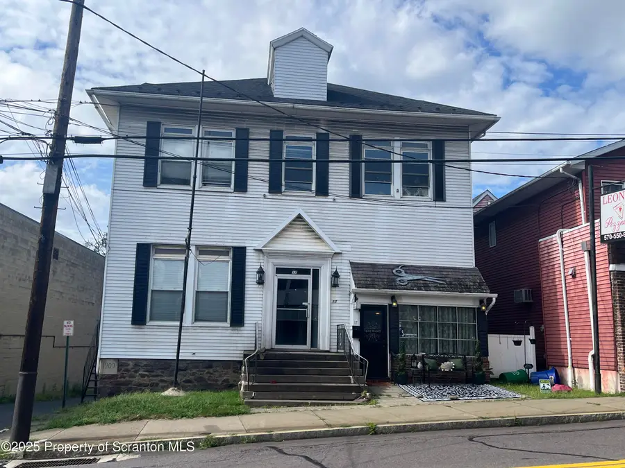 12-17 E Carey Street, Plains, PA 18702 - Image #2