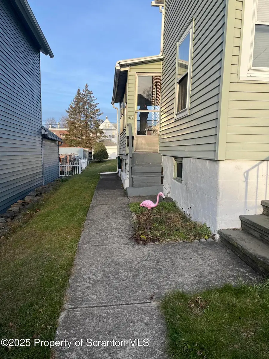 619 Hickory Street, Scranton, PA 18505 - Image #3