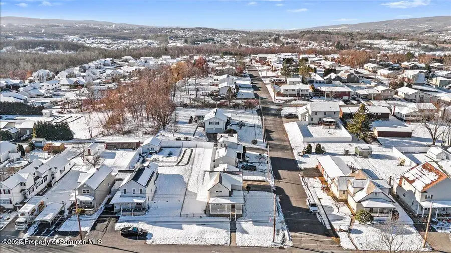 701 E Scott Street, Olyphant, PA 18447 - Image #2