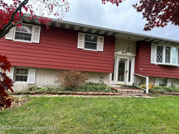 2406 Lakeview Drive S, Ransom Township, PA 18411