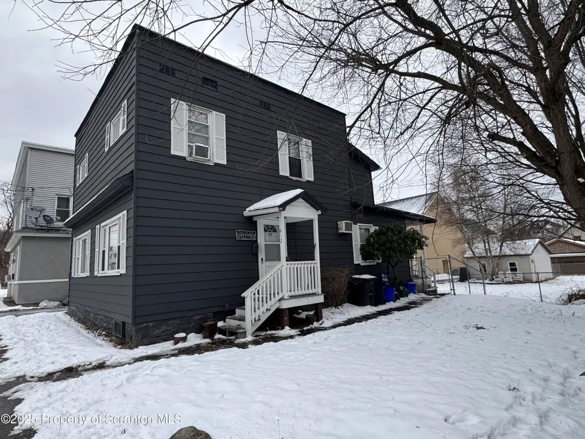 612 Academy Street, Peckville, PA 18452 - Image #1