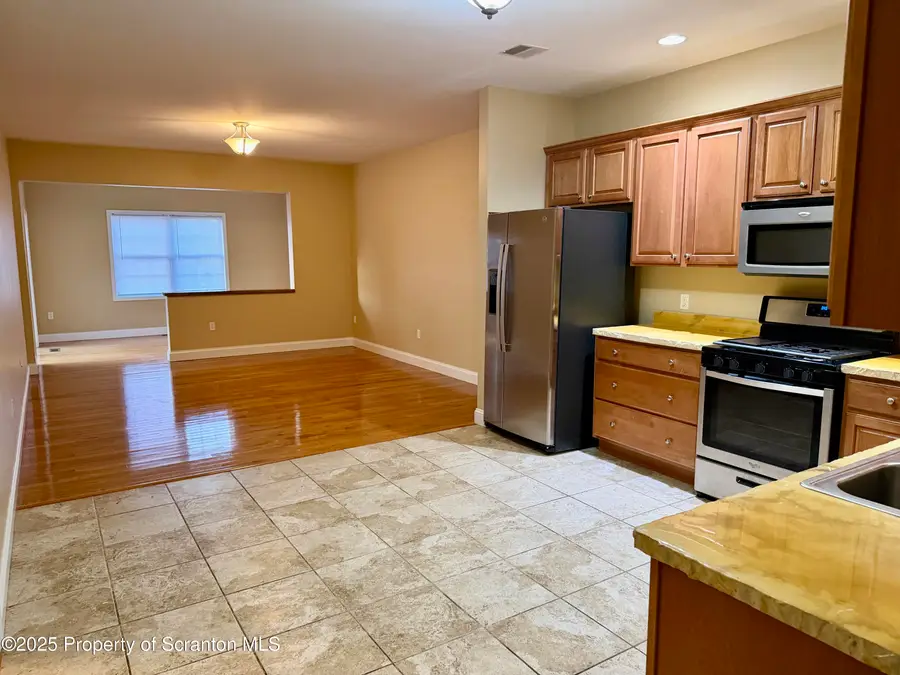617 Arthur Avenue, Scranton, PA 18510 - Image #2