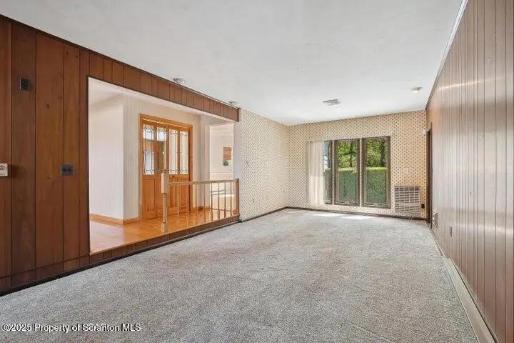 556 Milwaukee Avenue, Old Forge, PA 18518 - Image #2