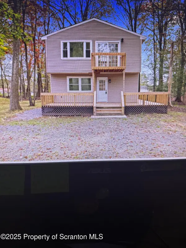 15 Sherman Drive, Tobyhanna, PA 18466