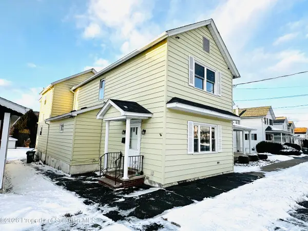 615 Delaware Street, Mayfield, PA 18433