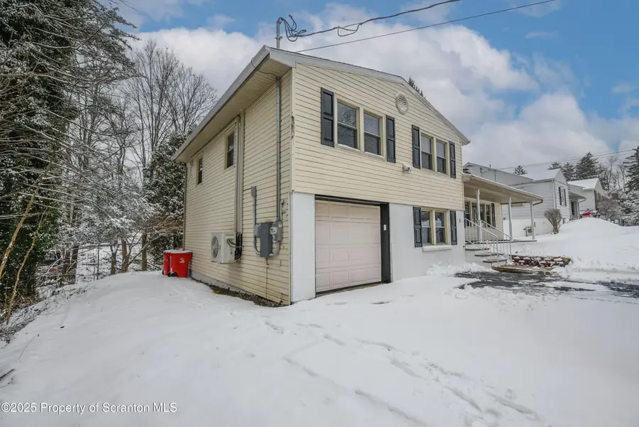 16 Hall Avenue, Clarks Green, PA 18411 - Image #3