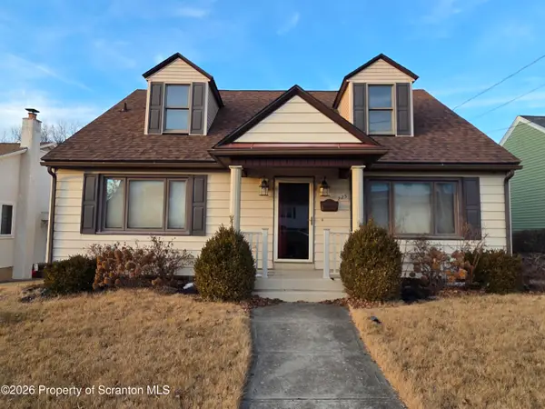 225 E Morton Street, Old Forge, PA 18518