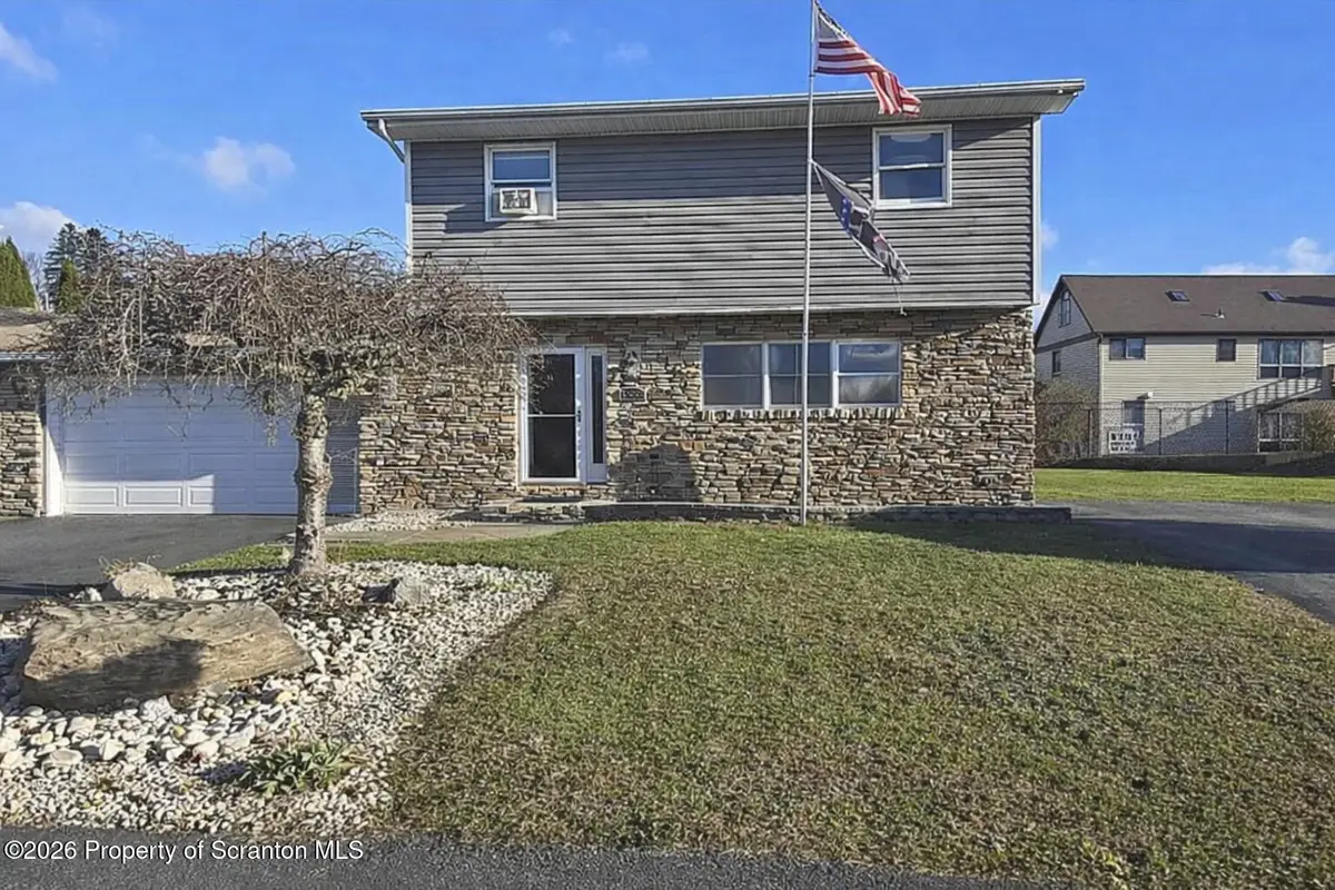1335 Hampton Drive, Archbald, PA 18403 - Image #1