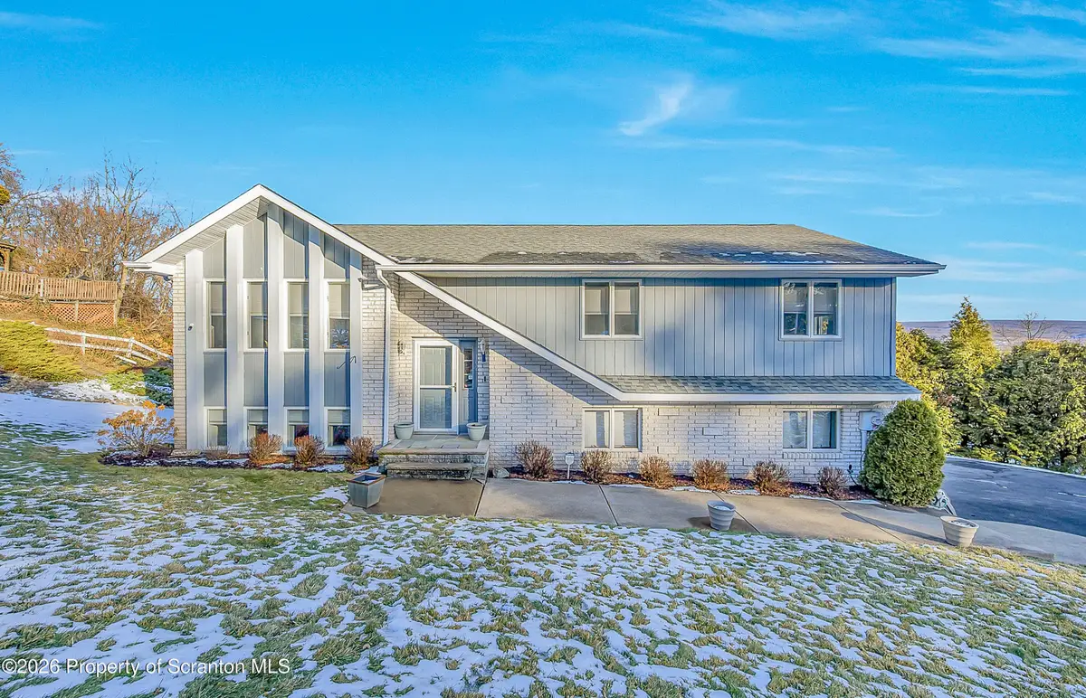 102 Glenstone Road, Dickson City, PA 18519 - Image #1