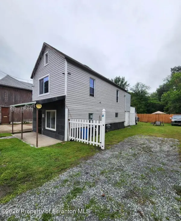 18 Center Street, Plains, PA 18705