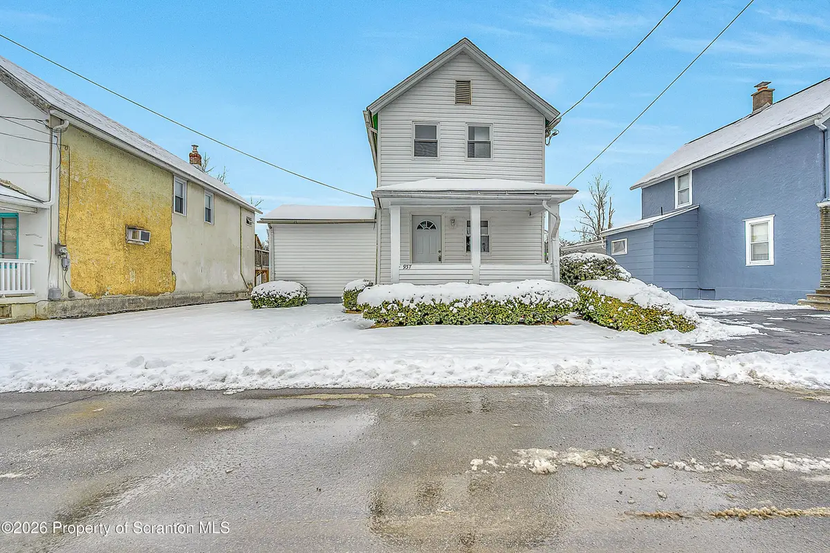 937 Mary Street, Throop, PA 18512 - #1
