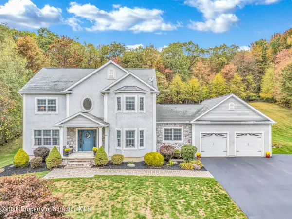 618 Goldbutton Street, Archbald, PA 18403