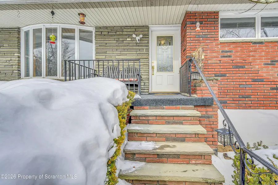 108 W Mountain Road, Scranton, PA 18504 - #2