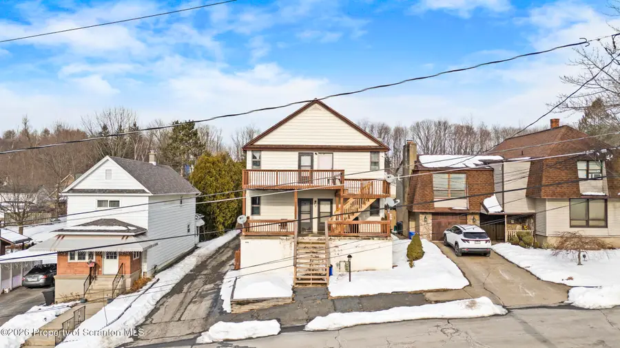 994-996 E Scott Street, Olyphant, PA 18447 - #2