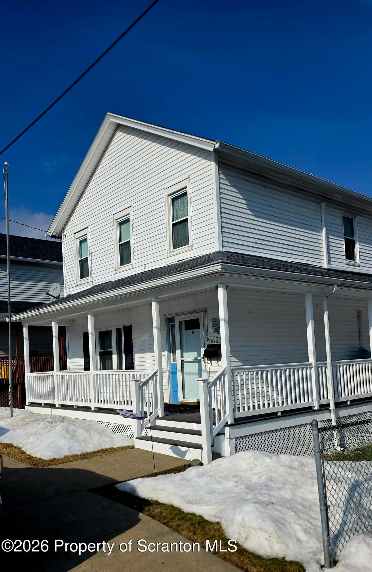 208 W Taylor Street, Taylor, PA 18517 - #1