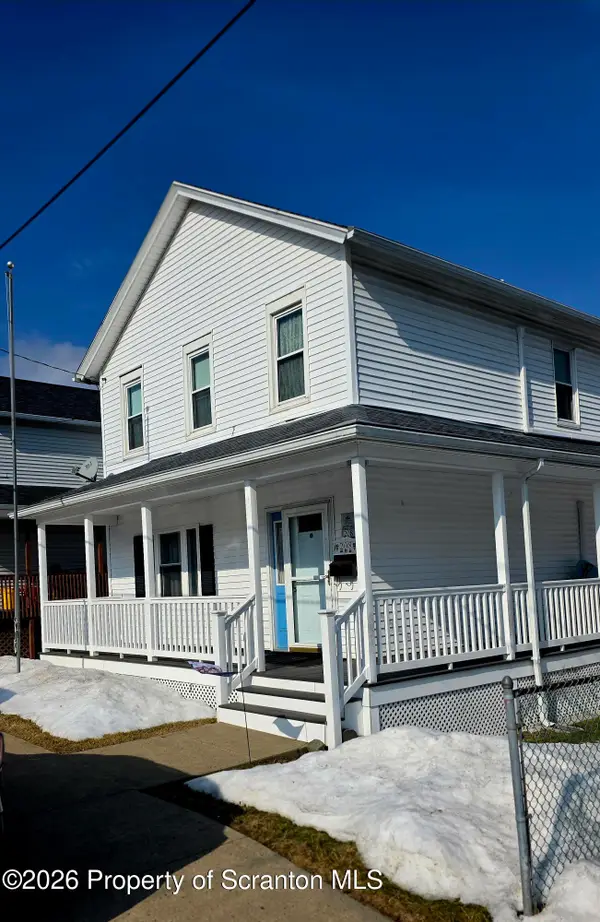 208 W Taylor Street, Taylor, PA 18517