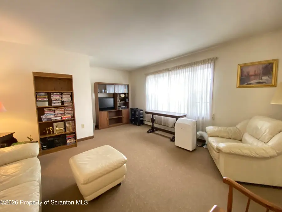 1303 Ridgewood Avenue, Scranton, PA 18505 - #3