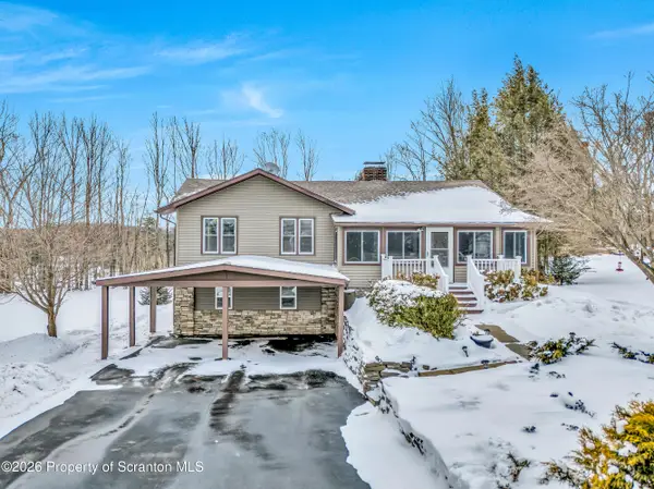 21 Buena Vista Drive, Covington Twp, PA 18444