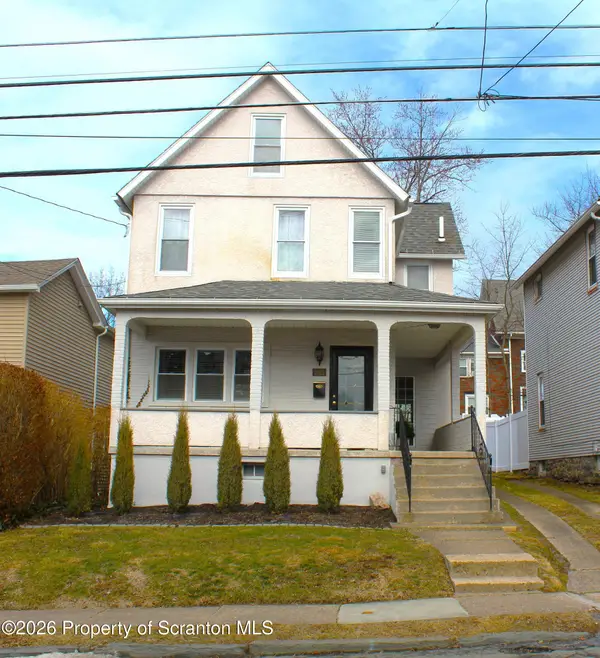 2025 Delaware Street, Dunmore, PA 18512