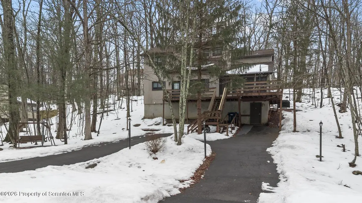 259 Sandlewood Drive, East Stroudsburg, PA 18301 - #1