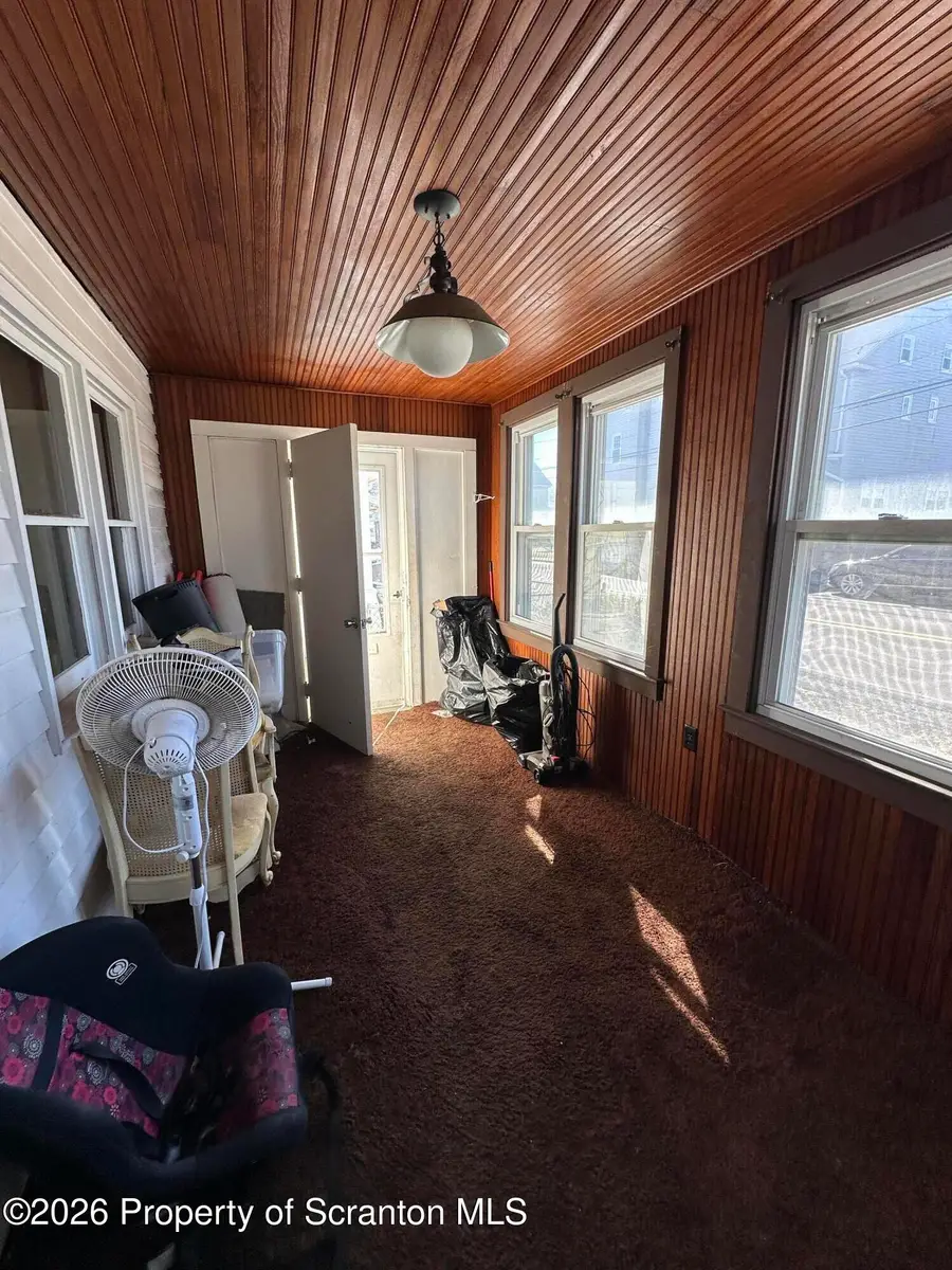 909 Birkbeck Street, Freeland, PA 18224 - #3