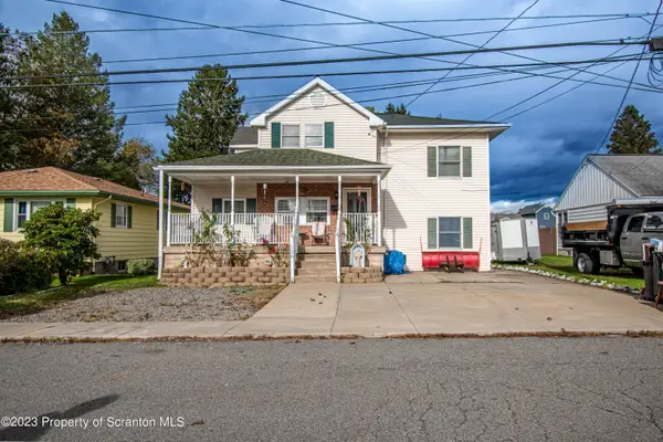 136 East Street, Eynon, PA 18403