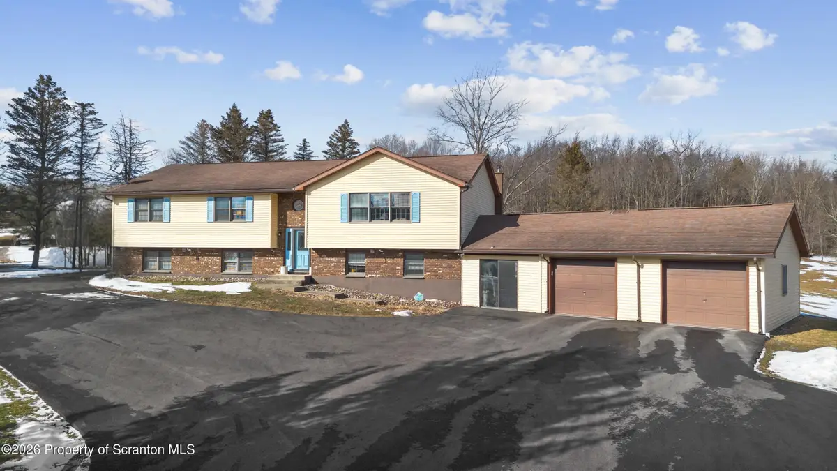 305 Arnolds Road, Jermyn, PA 18433 - #1