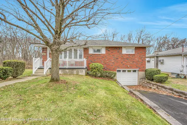 124 Bengar Drive, Scranton, PA 18505