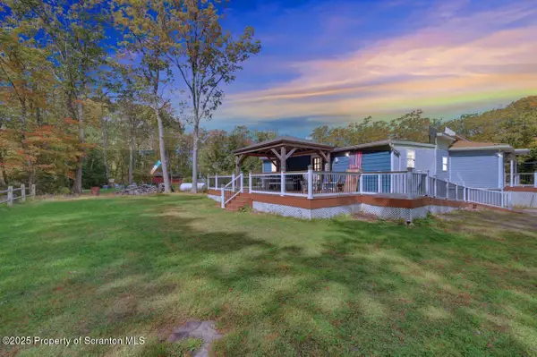 50 Little Lake Road, Jefferson Twp, PA 18436