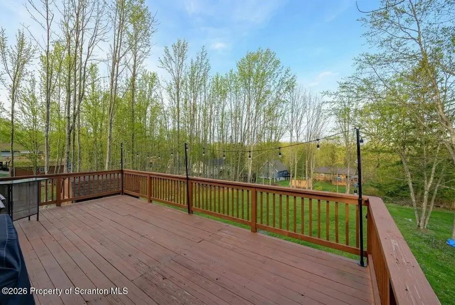 19 Woodcrest Lane, Lake Ariel, PA 18436 - #3