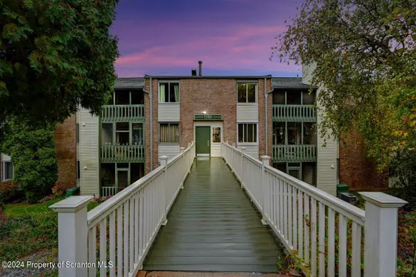 1102 Summit Pointe, Scranton, PA 18508