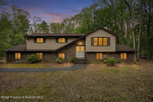 3834 Foxborough Court, Stroudsburg, PA 18360