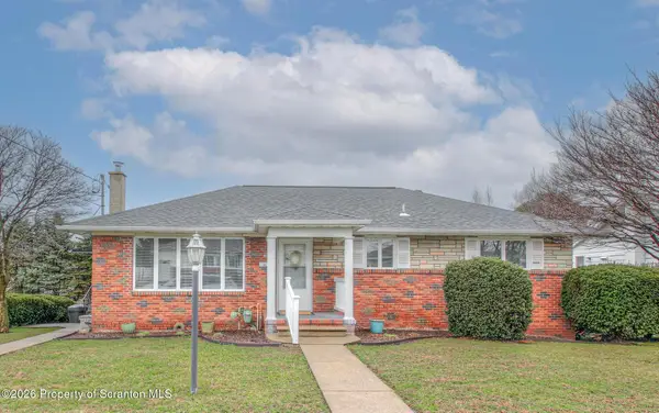 3904 Winfield Avenue, Moosic, PA 18507