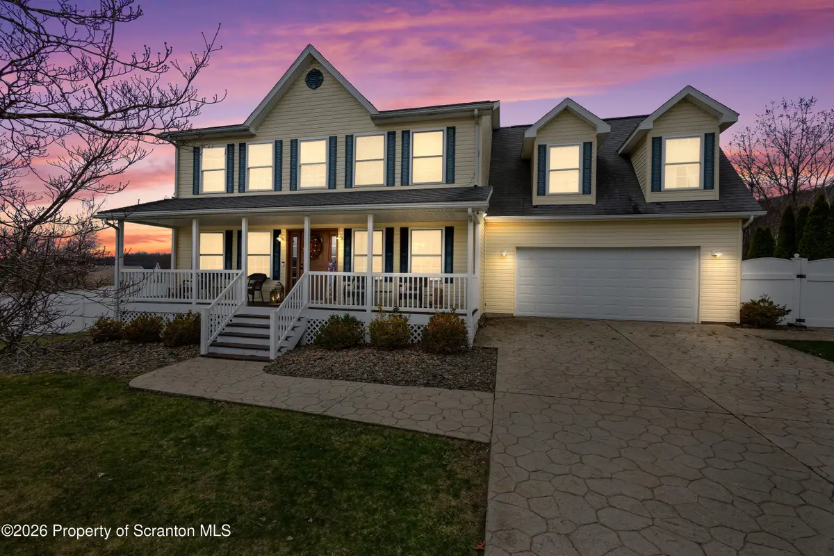 213 Raymond Drive, Jermyn, PA 18433 - #1