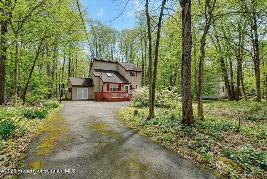 68 Sunset Drive, Clifton, PA 18424 - #2