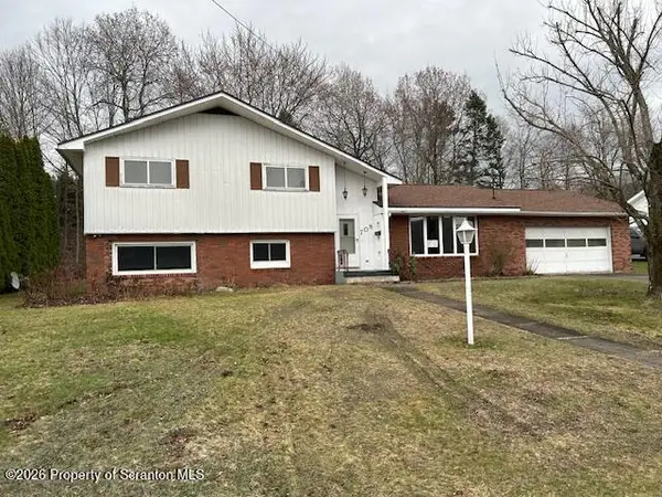 708 Delaware Street, Mayfield, PA 18433