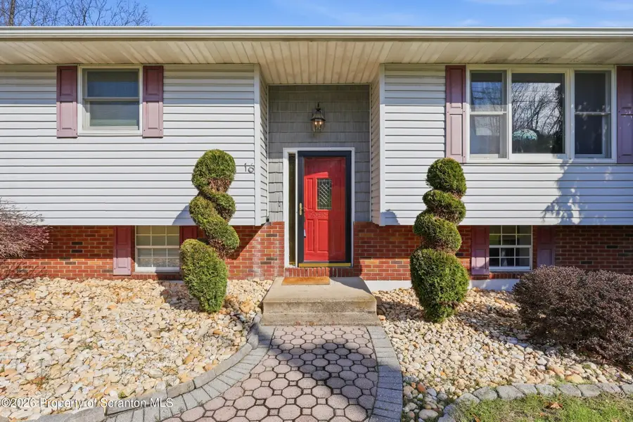 16 Fairfield Drive, Laflin, PA 18702 - #2
