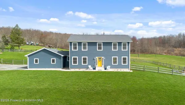 8 Stone Creek Lane, Scott Twp, PA 18433