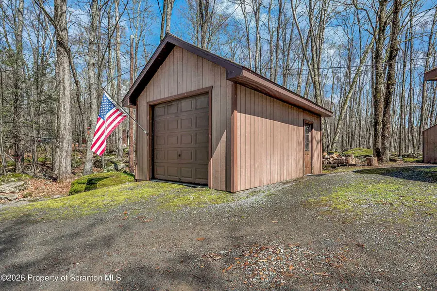 18 Oak Lane, Lake Ariel, PA 18436 - #3