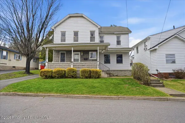 20 42nd Street, Carbondale, PA 18407