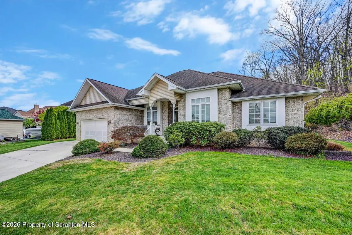 102 Ryan Drive, Moosic, PA 18507 - #1
