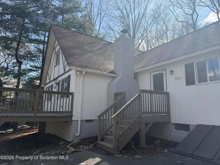 138 Sandstone Drive, Dingmans Ferry, PA 18328 - #2