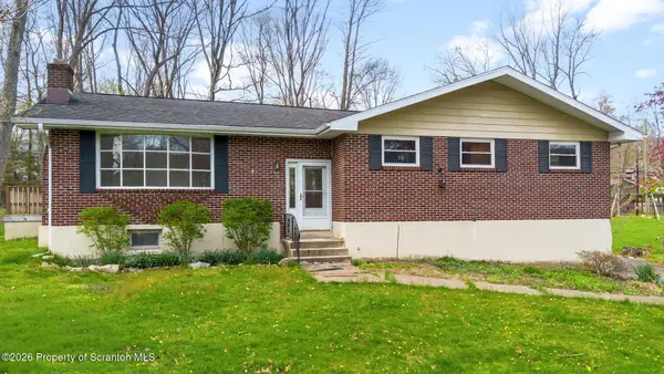 43 Walden Drive, Mountaintop, PA 18707